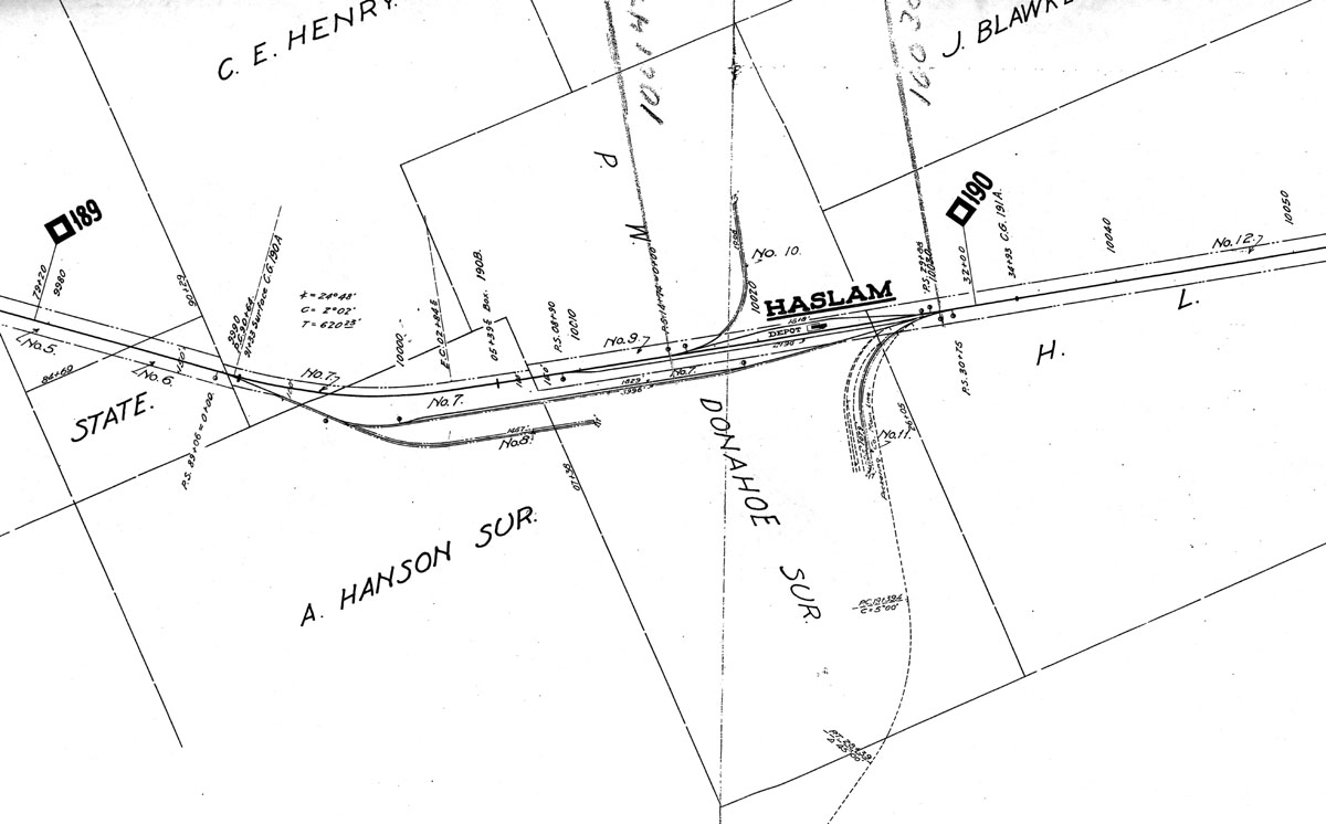 W.R. Pickering Lumber Company, map showing industrial tracks and tram